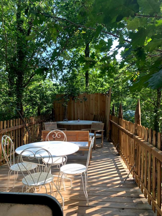Magic Roof Top Bus With Big Bath In The Tree Forest! Mimizan-Plage Buitenkant foto