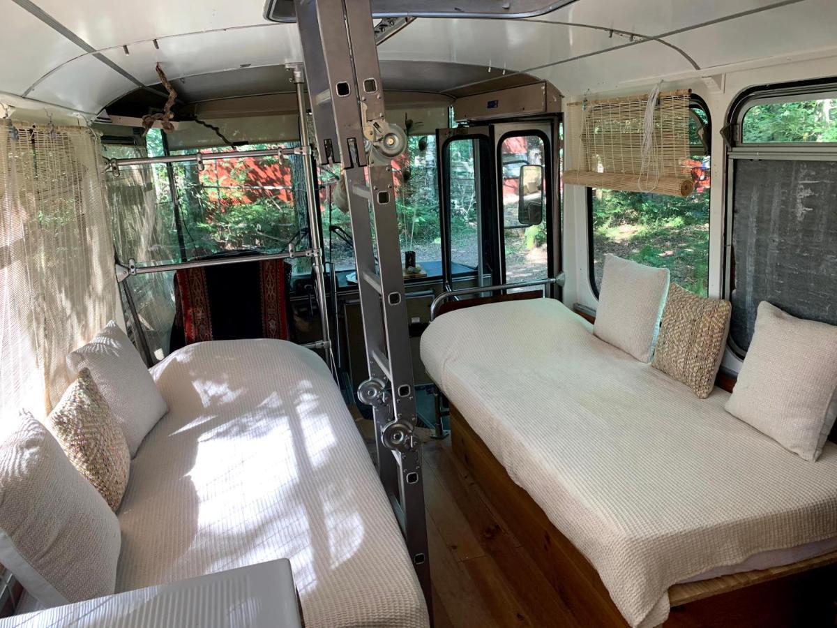 Magic Roof Top Bus With Big Bath In The Tree Forest! Mimizan-Plage Buitenkant foto